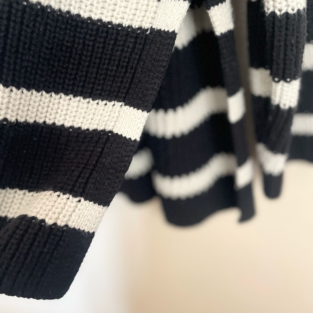H&M Black White Knit Cotton Sweater Size Large Minimalist Chic - Picture 6 of 8